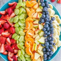 This Fruit Salad with Orange Poppy Seed Syrup is so easy & perfect for parties! @natashaskitchena